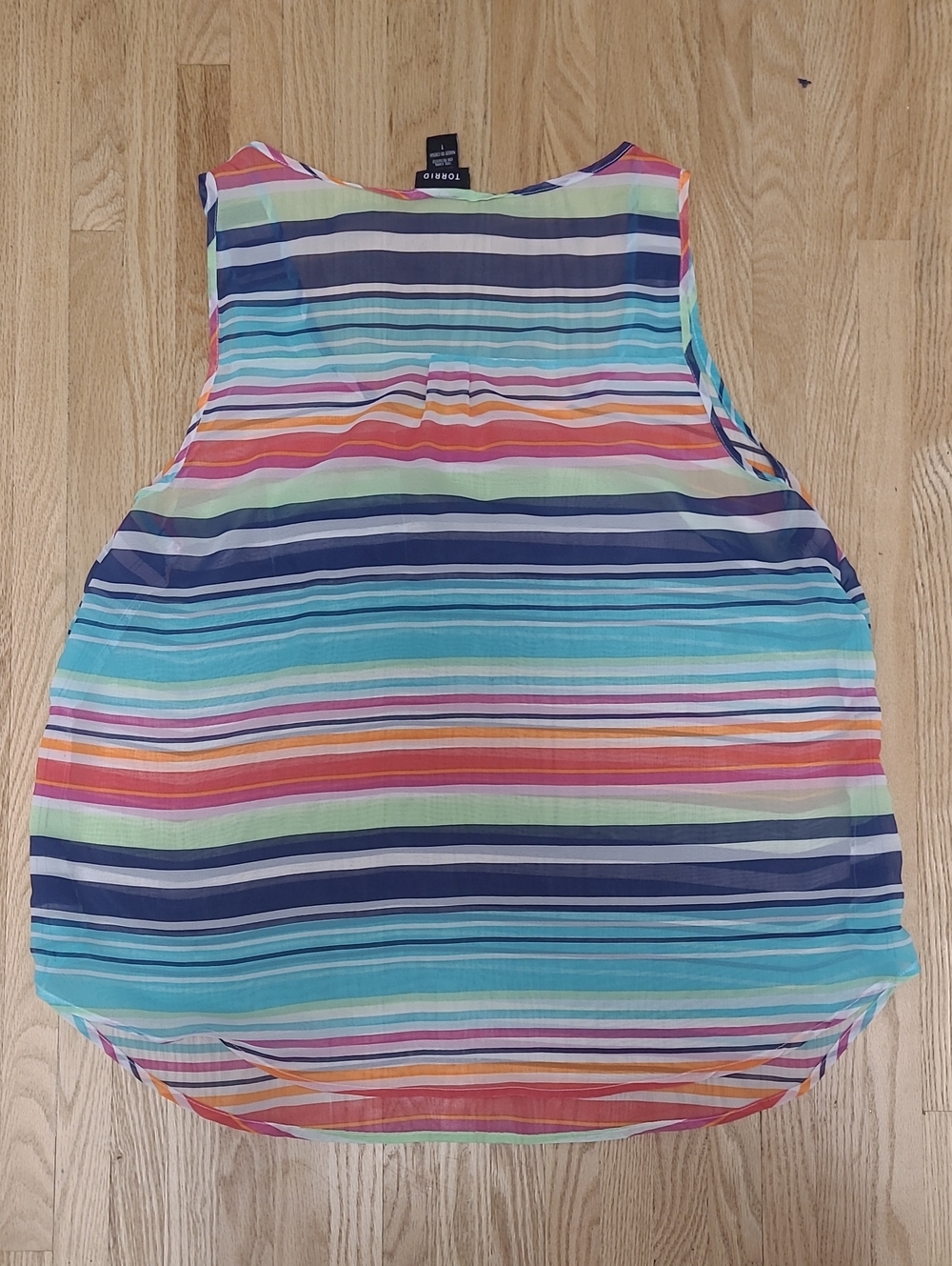 Torrid Top - Picture 3 of 3